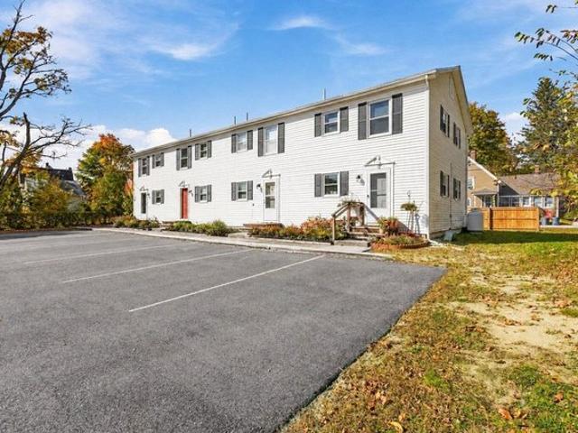 Townhouse for sale in Hillsborough, Hillsborough County