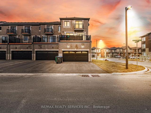 Townhouse for sale in Woburn, Ontario