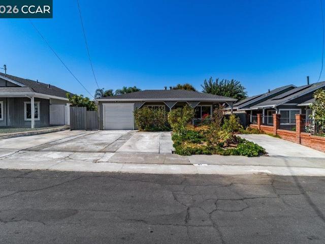 House for sale in Shore Acres, Bay Point