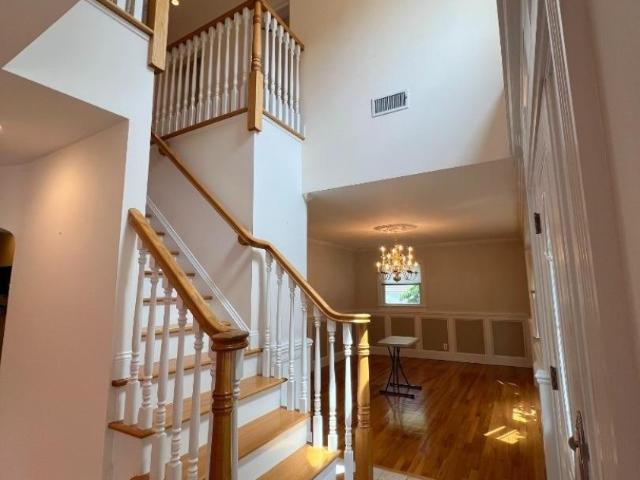 House for sale in Paramus, New Jersey