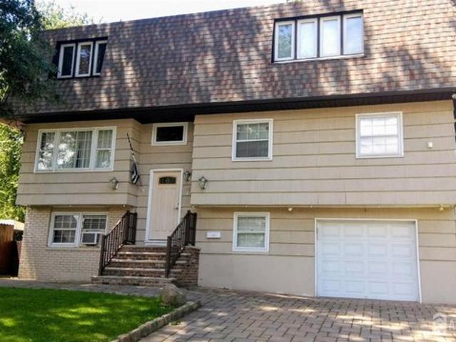 House for sale in Avenel, New Jersey