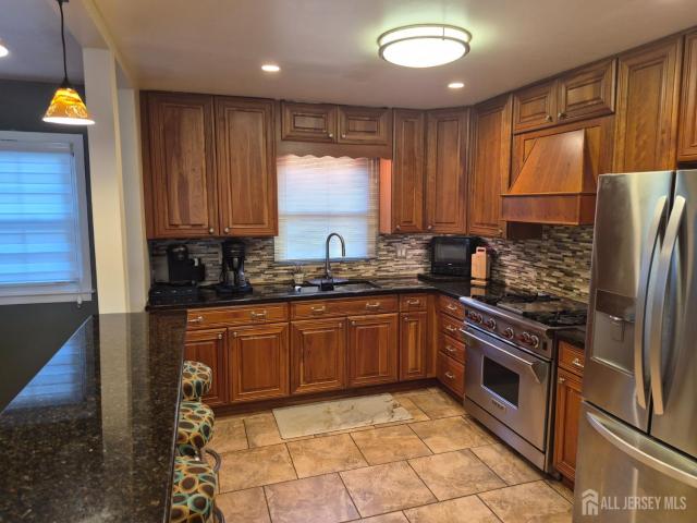 House for sale in Avenel, New Jersey