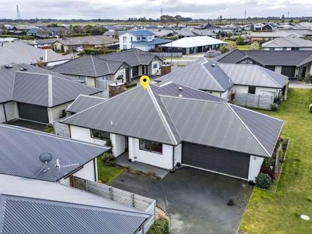 House for sale in Lincoln, Canterbury
