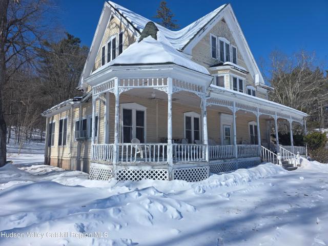 House for sale in Acra, New York