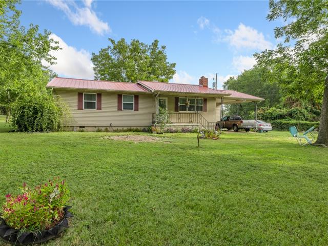 House for sale in Harrison, Boone County