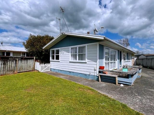 House for rent in Deanwell, Hamilton City
