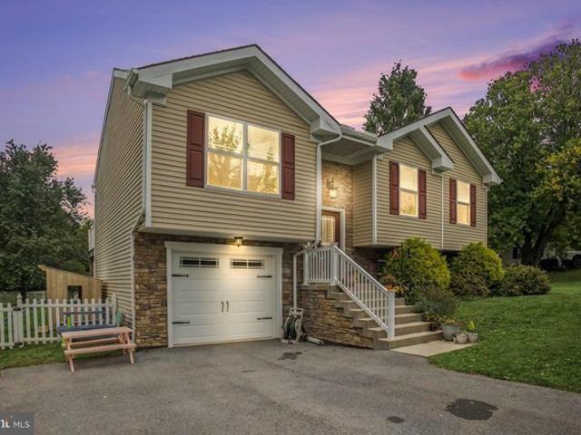 House for sale in Holtwood, Martic Township