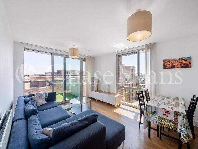 Apartment for rent in Bromley-by-Bow, Poplar Grove