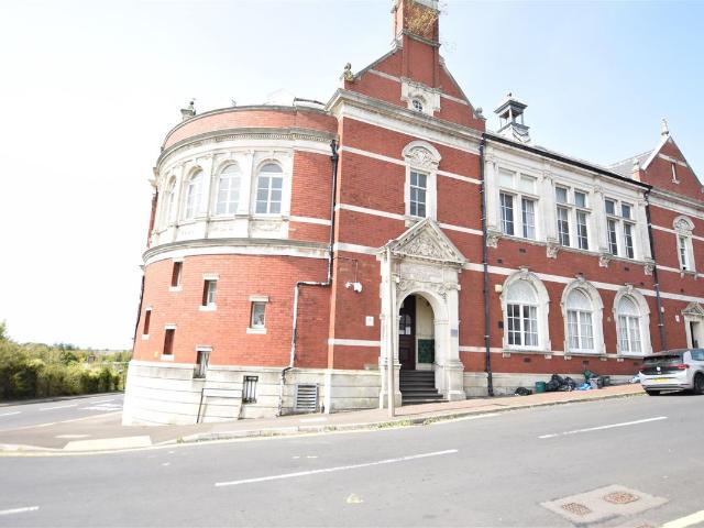 Apartment for rent in Barry Island, Barry
