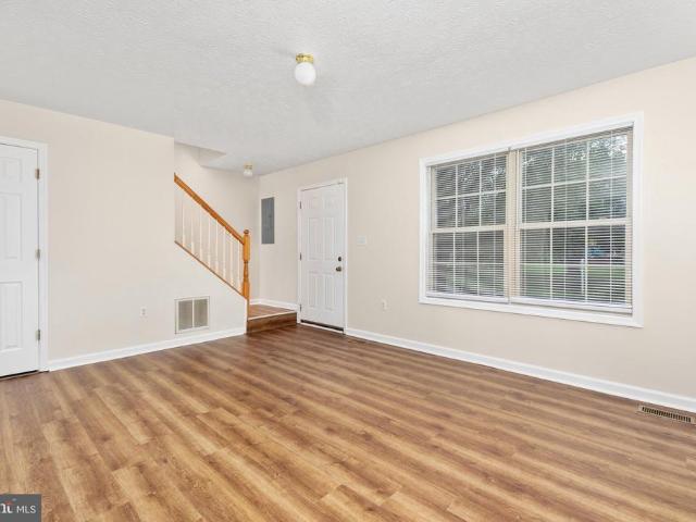 Townhouse for sale in Bunker Hill, West Virginia