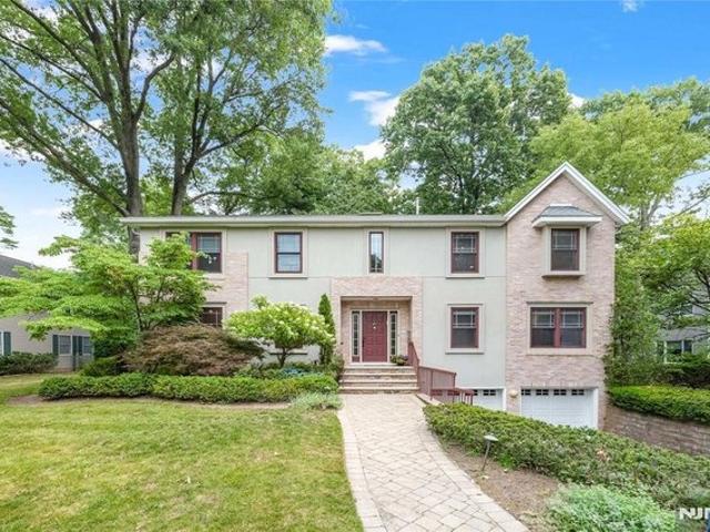 House for sale in Tenafly, New Jersey