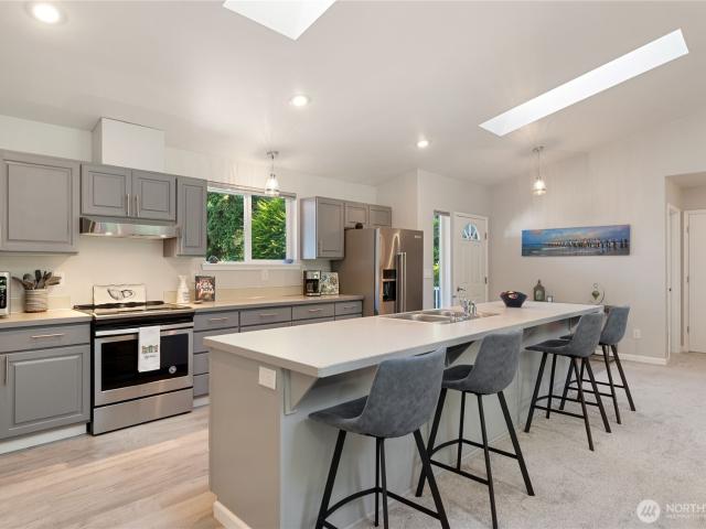 House for sale in Allyn, Washington