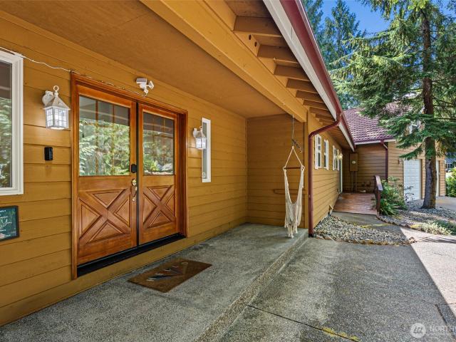 House for sale in Allyn, Washington