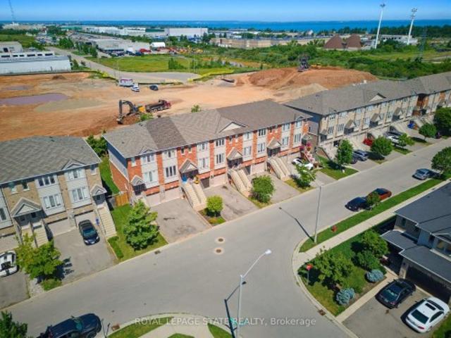 House for sale in Ancaster, Ontario