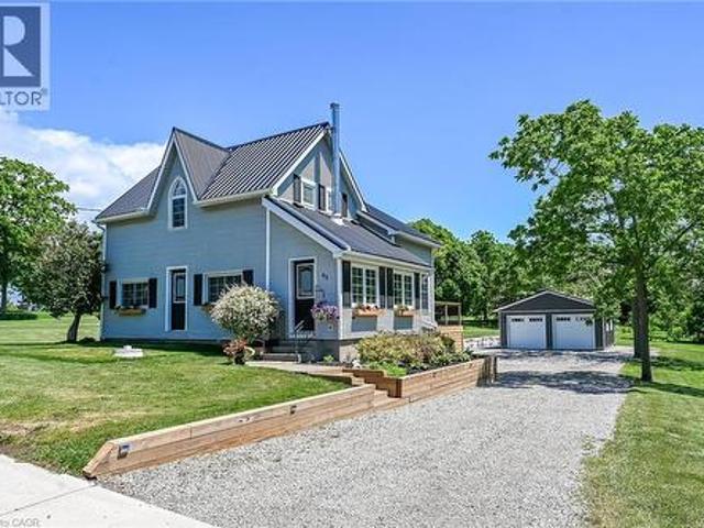 House for sale in Selkirk, Ontario