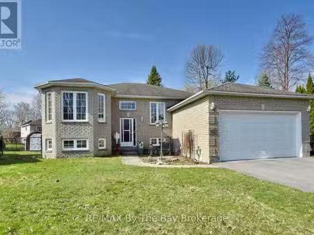 House for sale in Wasaga Beach, Ontario