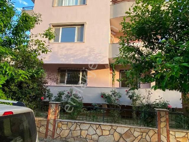 Tire, İzmir içerisinde satılık mülk