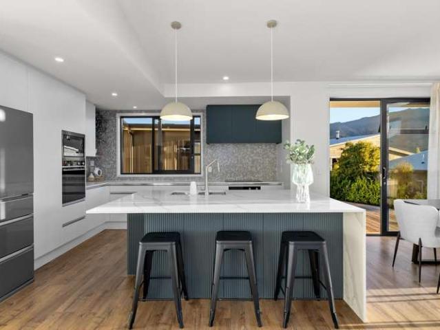 House for sale in Otakou