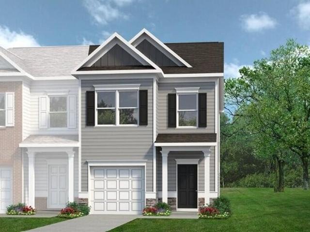 Townhouse for sale in Bunnlevel, North Carolina