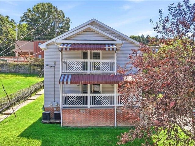 House for sale in Pittsburg, Pennsylvania