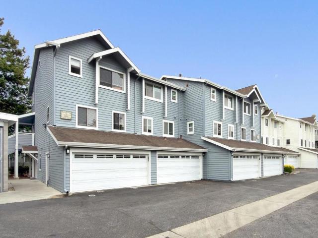 Condo for sale in Santa Cruz, California