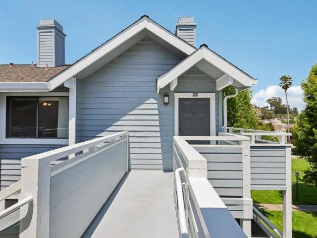 Condo for sale in Santa Cruz, California