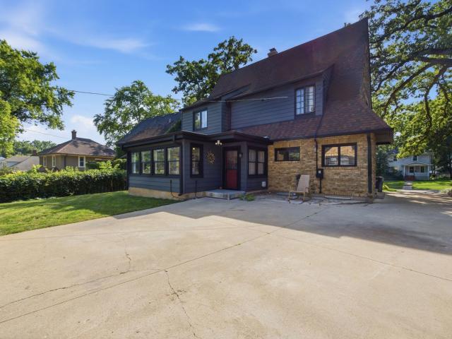 House for sale in Elgin, Illinois