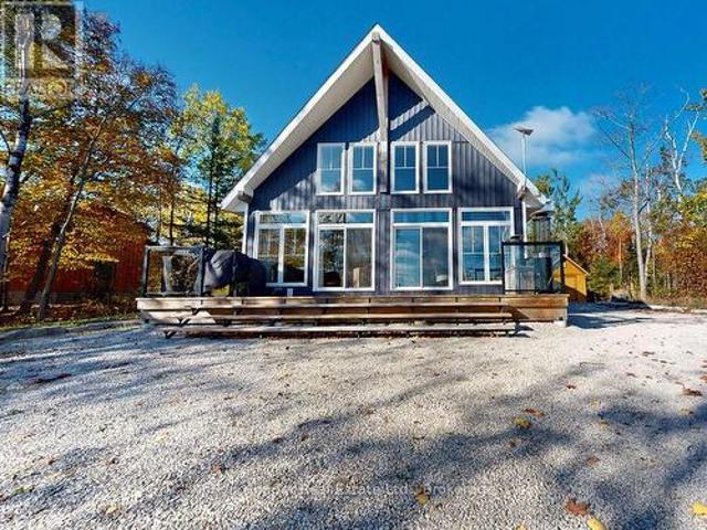 House for sale in Ontario