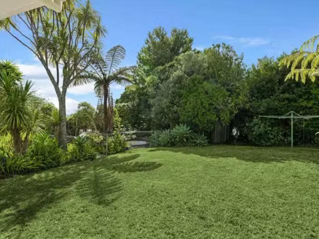 House for sale in Wairau Valley