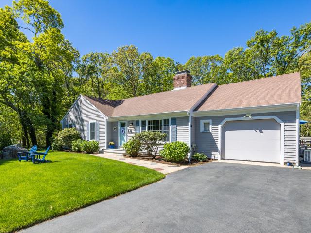 House for sale in East Dennis