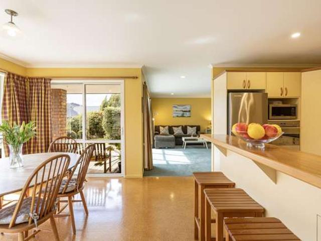 House for sale in Otakou