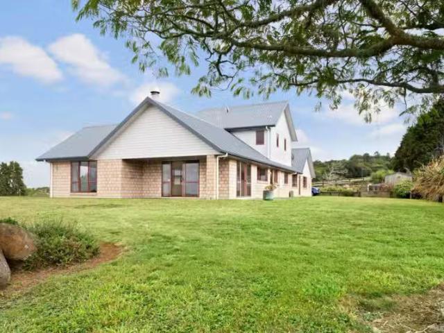 House for sale in Auckland, Oroua County