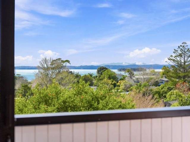 House for sale in Howick, Oroua County