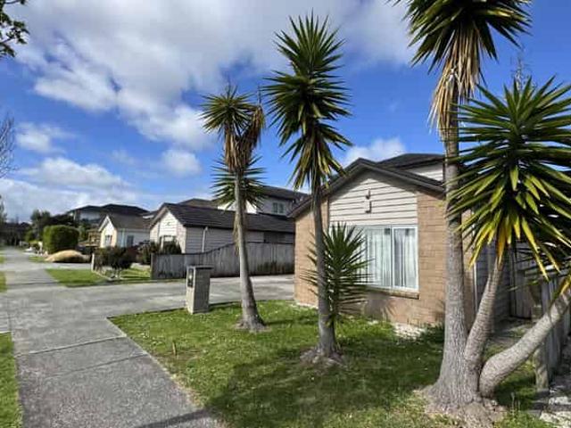 House for rent in Howick, Oroua County