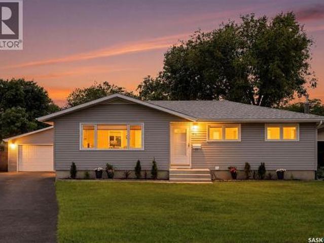 House for sale in Saskatoon, Saskatchewan