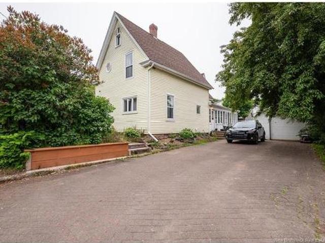 House for sale in Moncton Parish, City of Moncton
