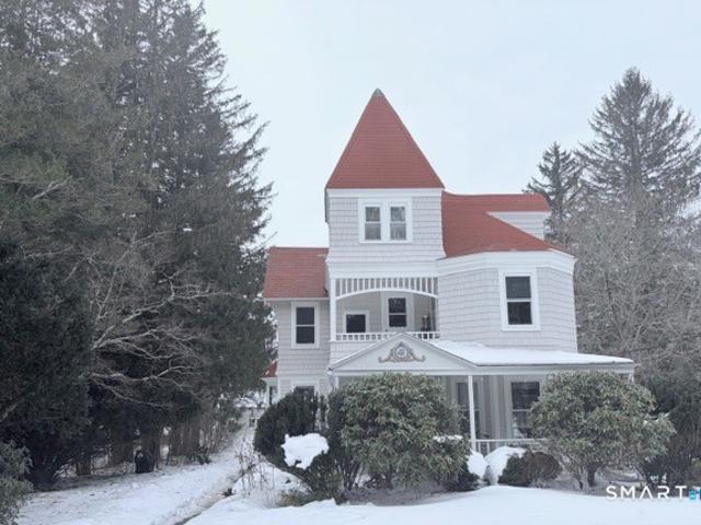 Property for rent in Norfolk, Connecticut