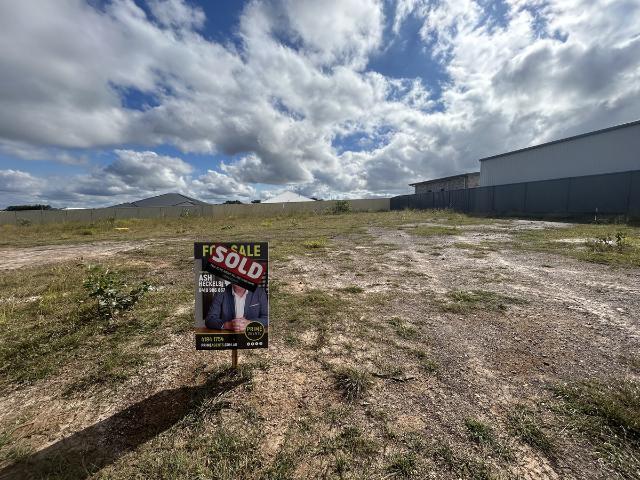 Property for sale in Nikenbah, Queensland