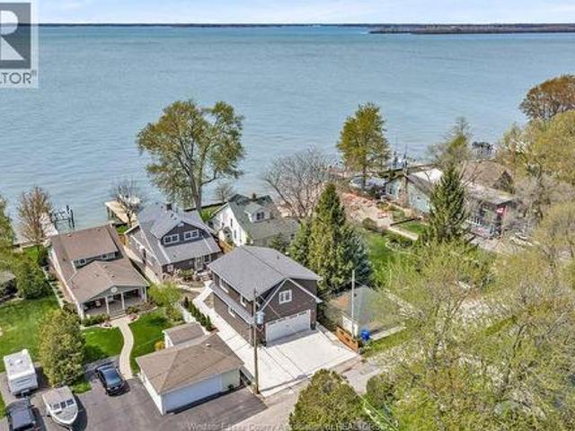 House for sale in Amherstburg, Ontario