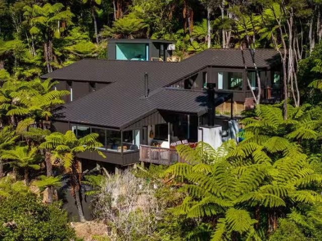 House for sale in Marlborough