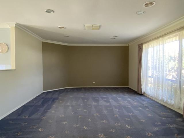 House for rent in Kialla, Victoria