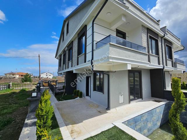Kocaali içerisinde satılık Villa