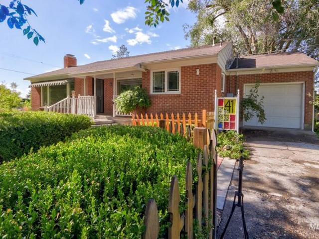 House for sale in Oregonia