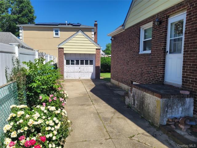 House for sale in West Hempstead, Nassau County