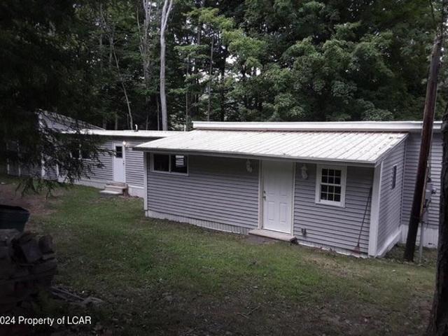 House for sale in Harveys Lake, Pennsylvania