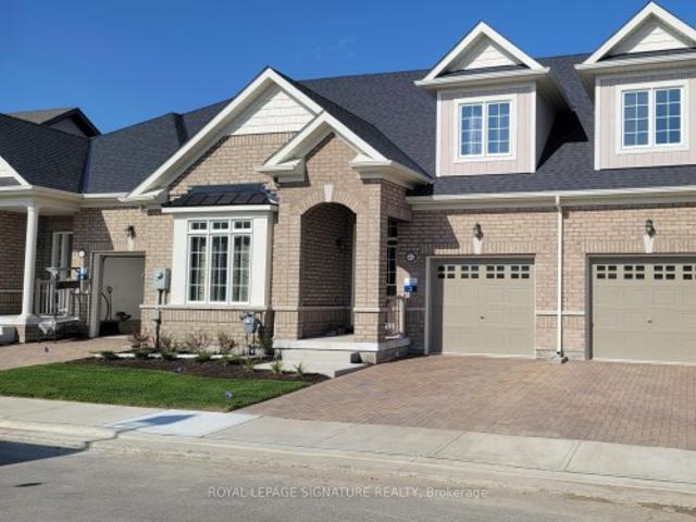 Townhouse for sale in Georgina, Ontario