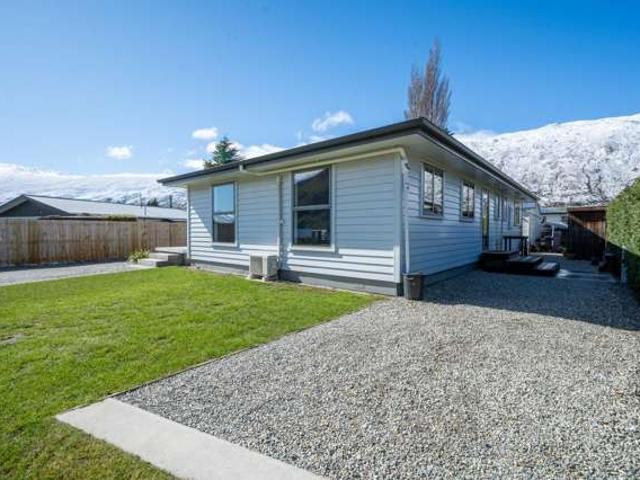House for sale in Otakou