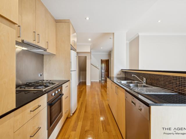 House for rent in Cockburn, Western Australia