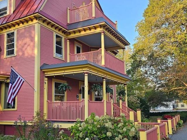 House for sale in Woodstock Village, South Woodstock