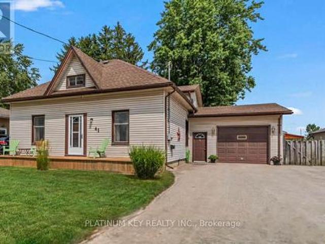 House for sale in Strathroy-caradoc, Ontario